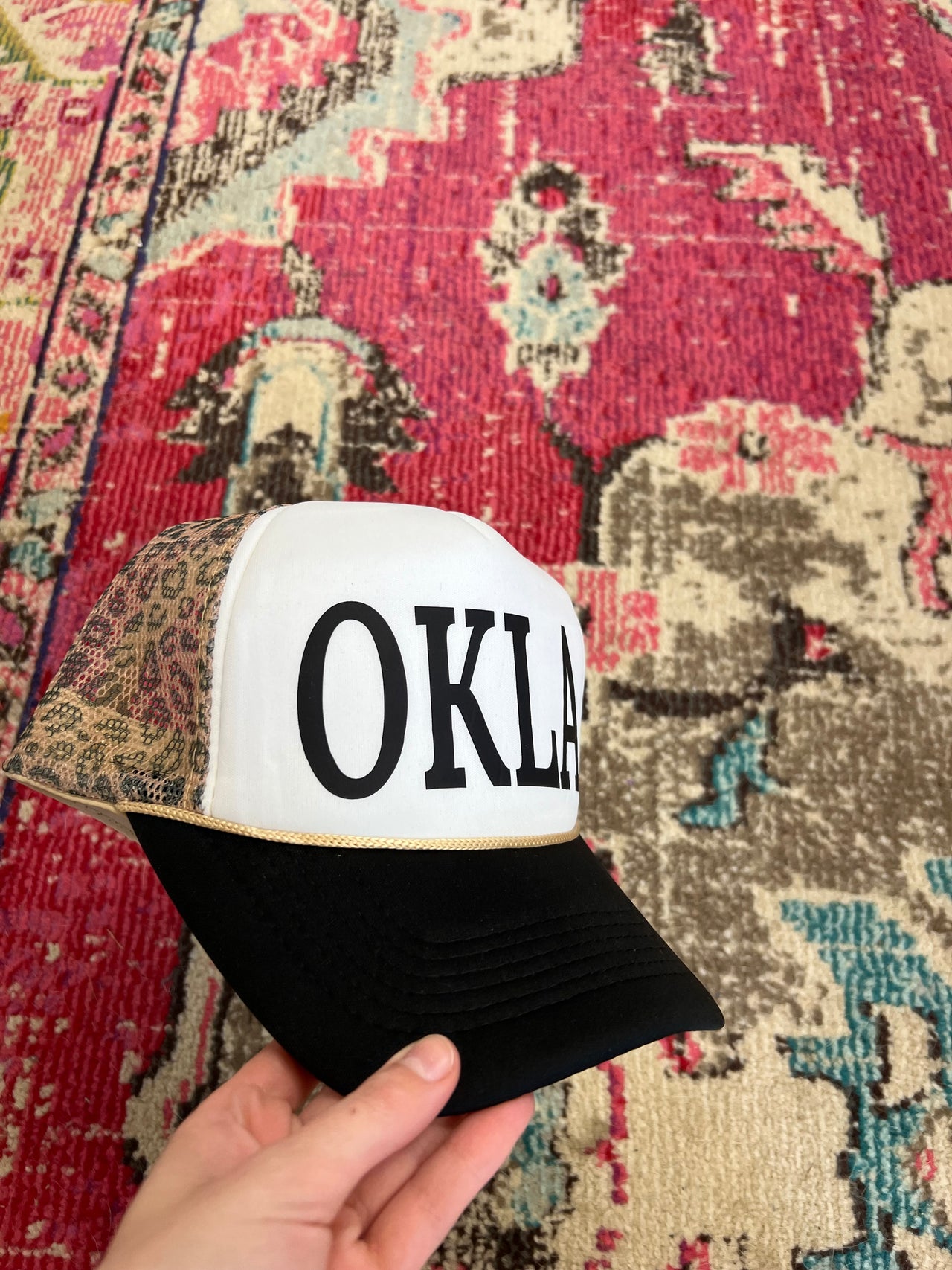OKLA Cheetah Trucker Hat