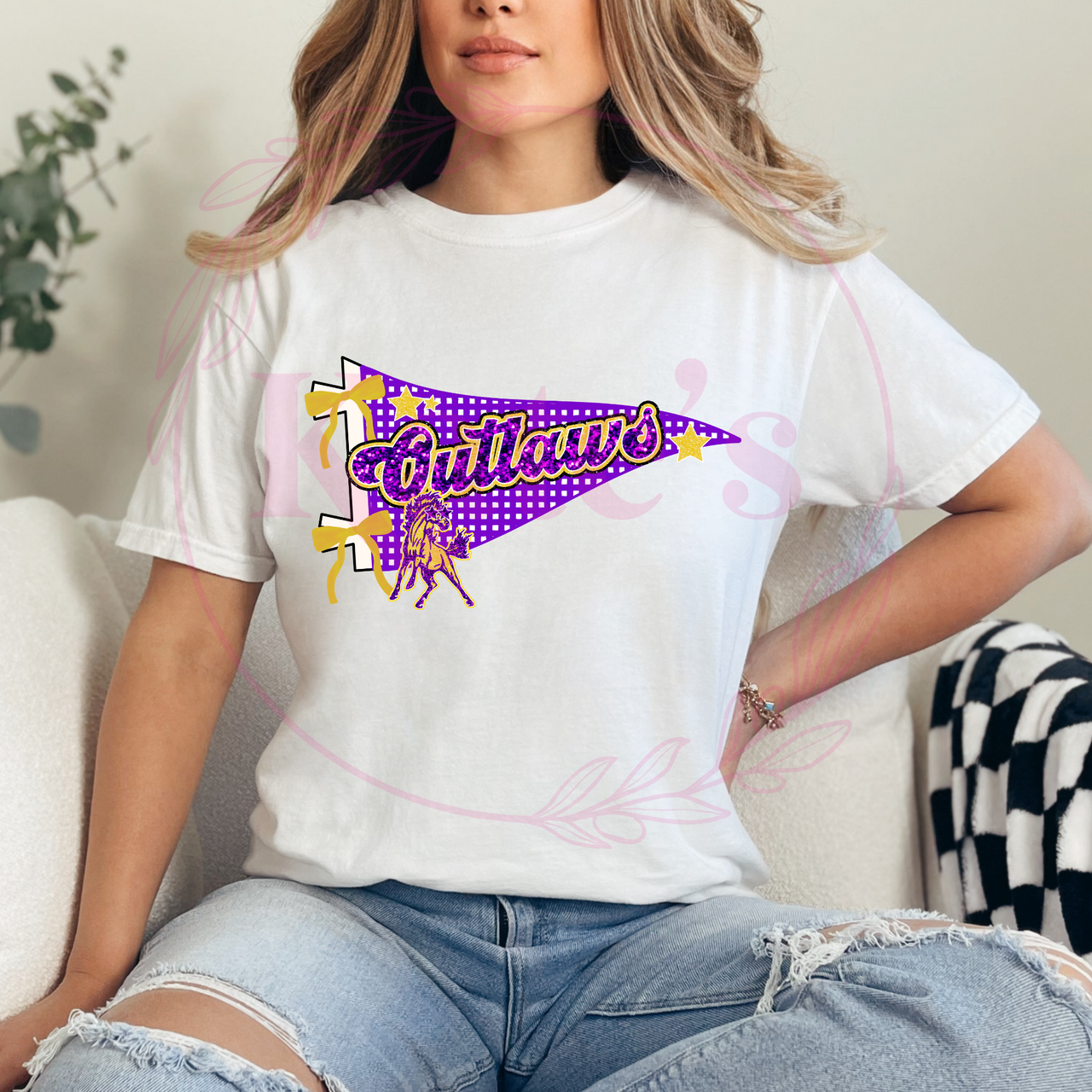 Outlaw Pennant Spirit Shirt
