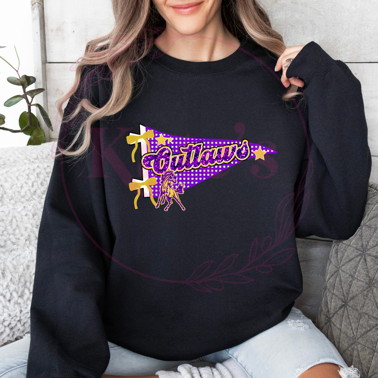 Outlaw Pennant Spirit Shirt