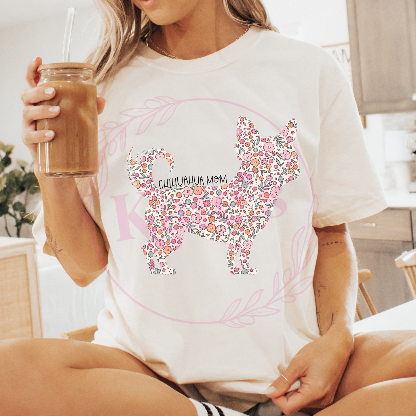 Chihuahua Mom Floral Comfort Colors T-Shirt