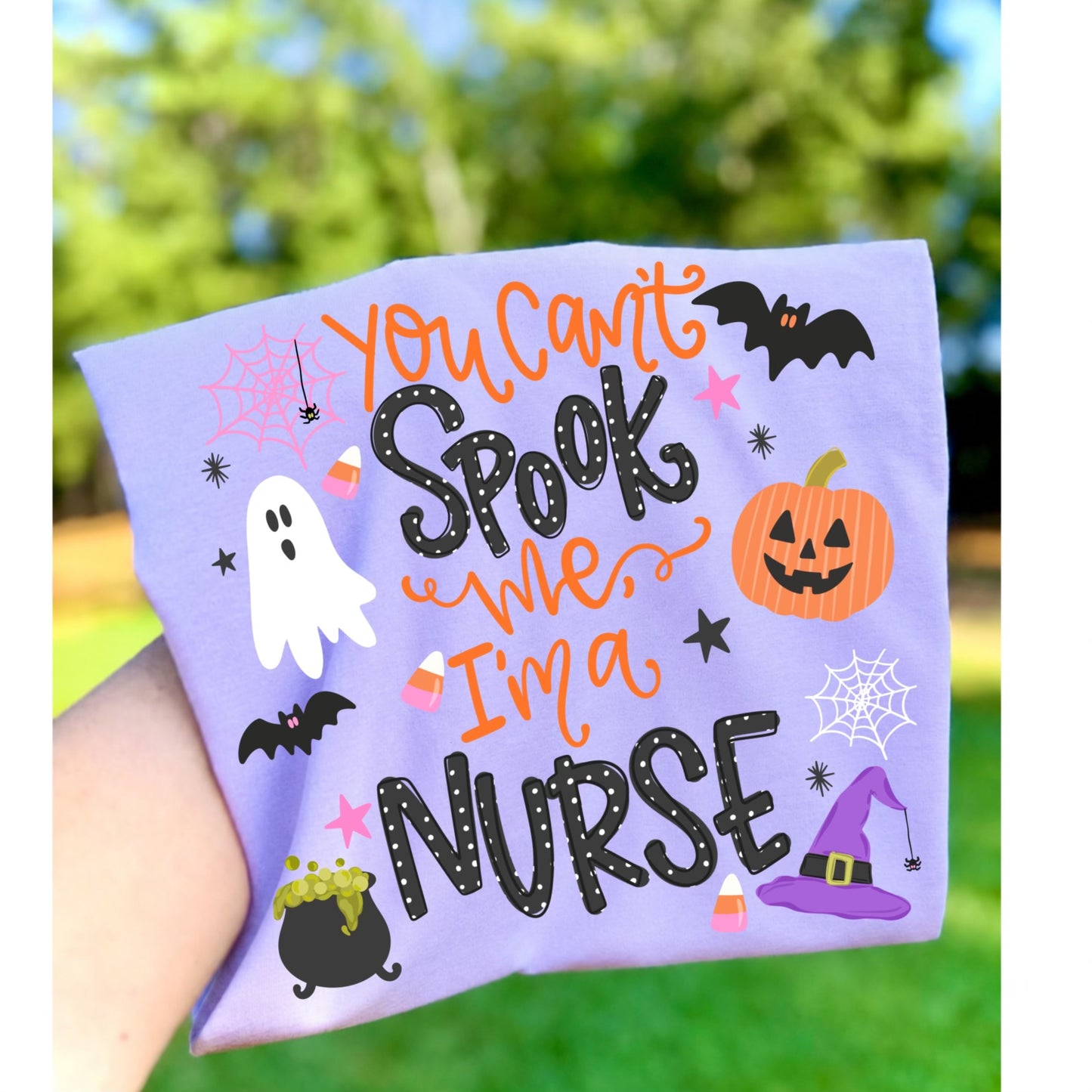 Can't Spook Me, I'm a Nurse T-Shirt
