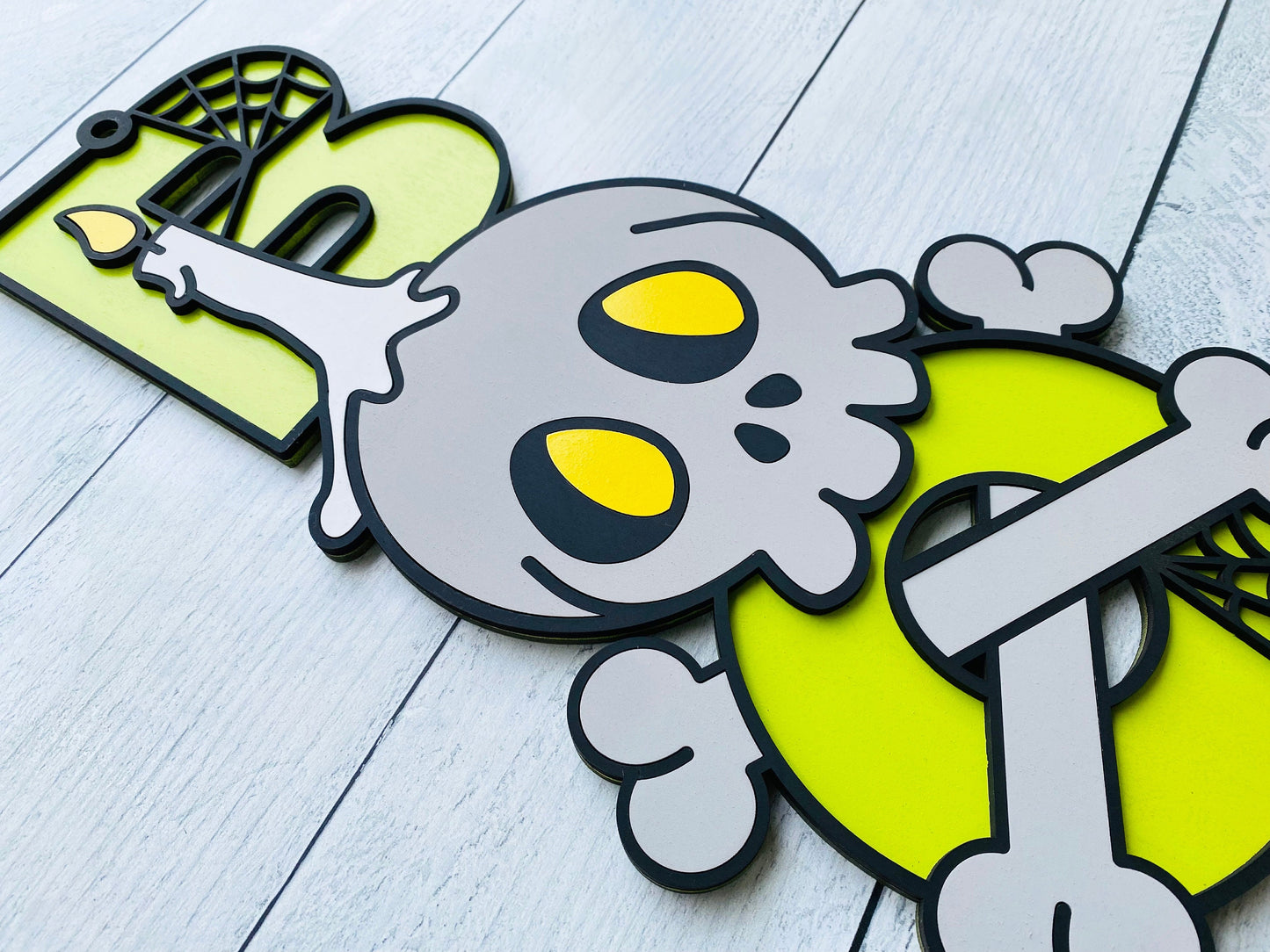 18" BOO Skull Hanger DiY