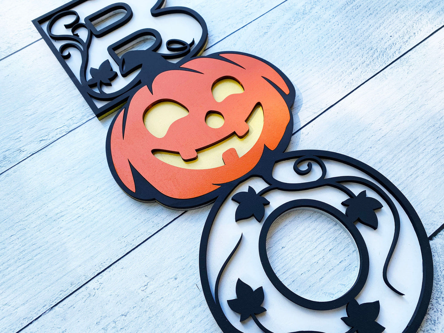 18" BOO Pumpkin Hanger DiY