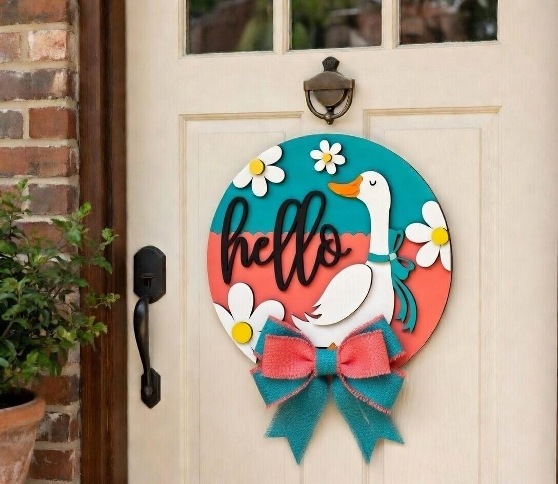 Hello Goose Daisies Door Hanger DIY