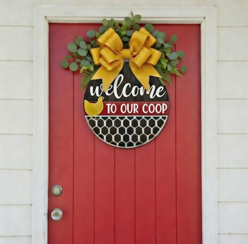 Welcome to our Coop Door Hanger DiY
