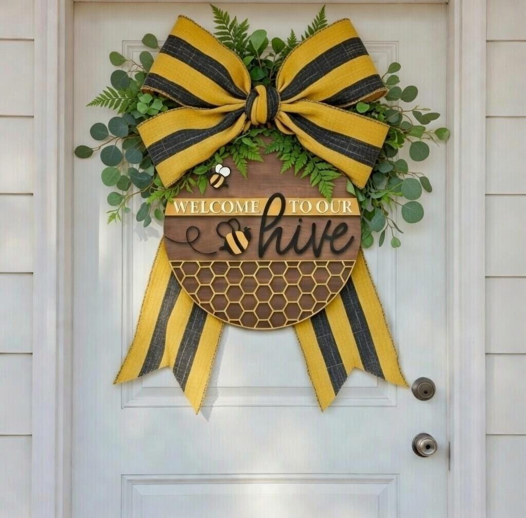 Welcome to our Hive Door Hanger DiY