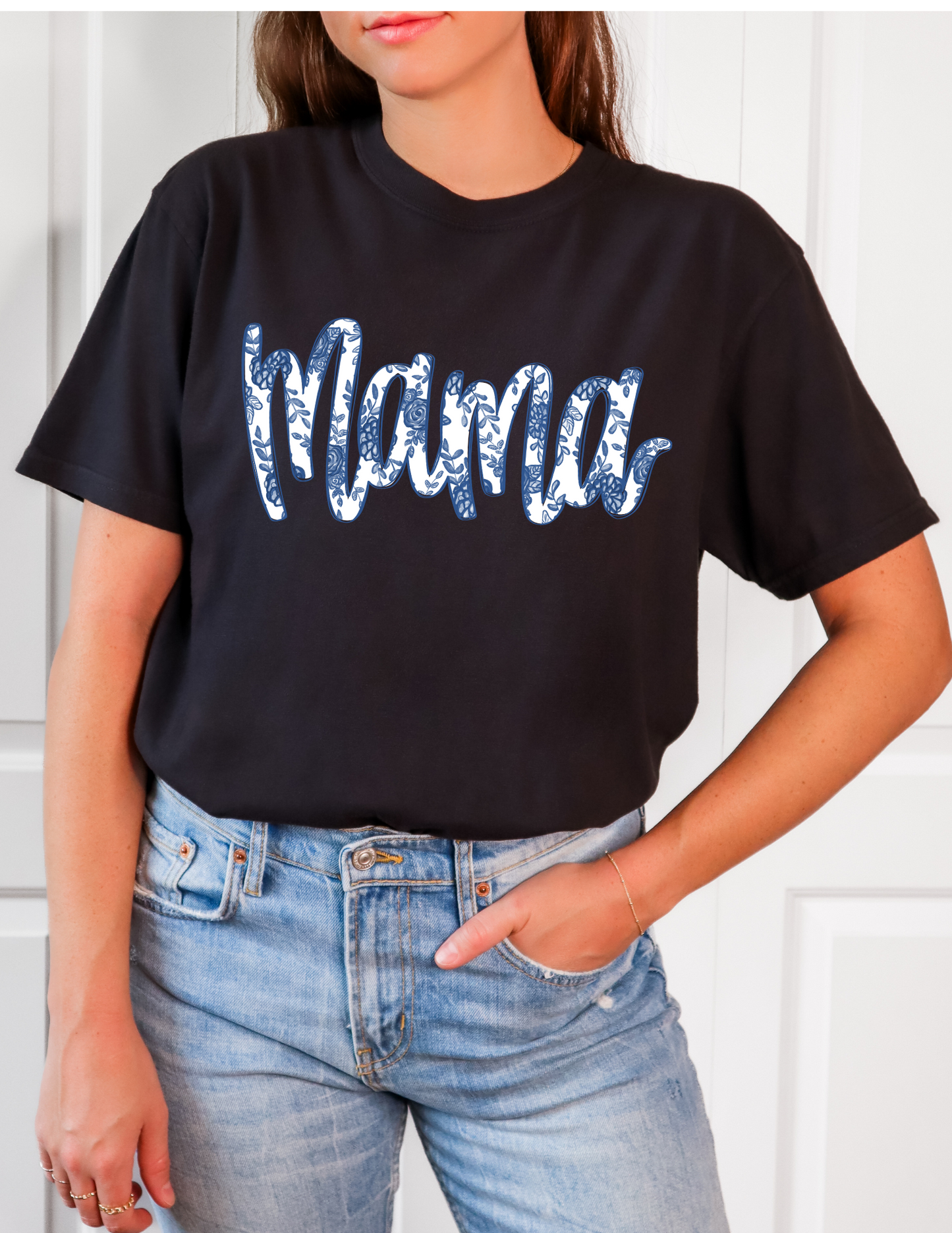 Blue Willow Mama T-Shirt